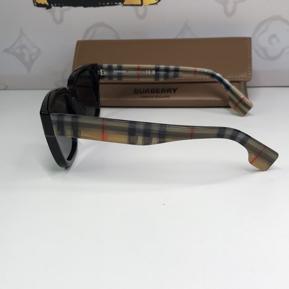 New 100% Authentic Burberry BE4277 3757/T3 Polarized Sunglasses – Black Frame main image 6